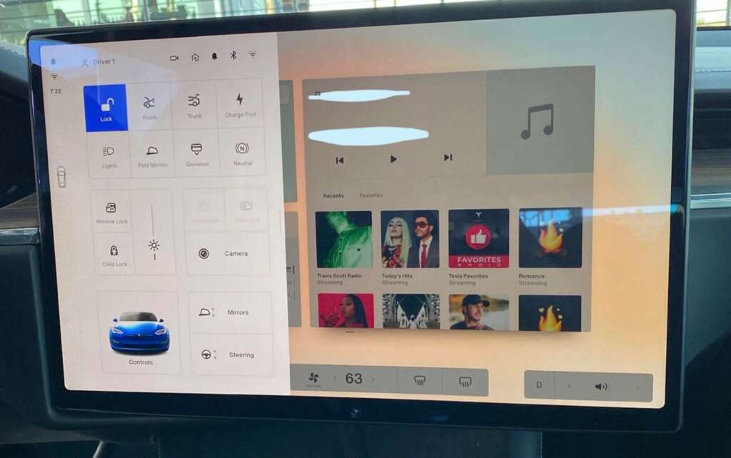 Tesla V11 - interfaccia grafica