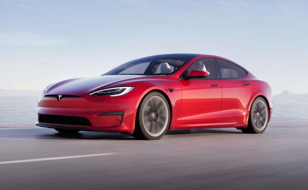 Tesla introduce il Track Mode in Model S Plaid 2